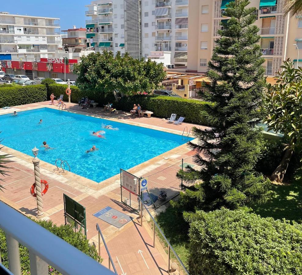 Apartamento Cantabria 23 2-24 Playa de Gandia Bagian luar foto